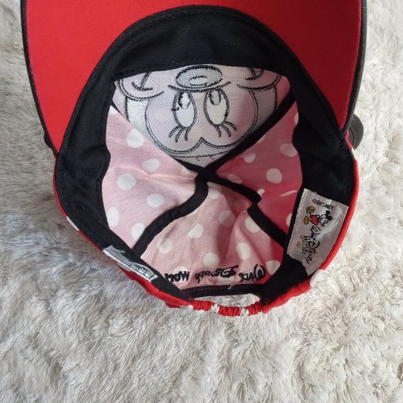 Disney Minnie Mouse Hat - Picture 6 of 6